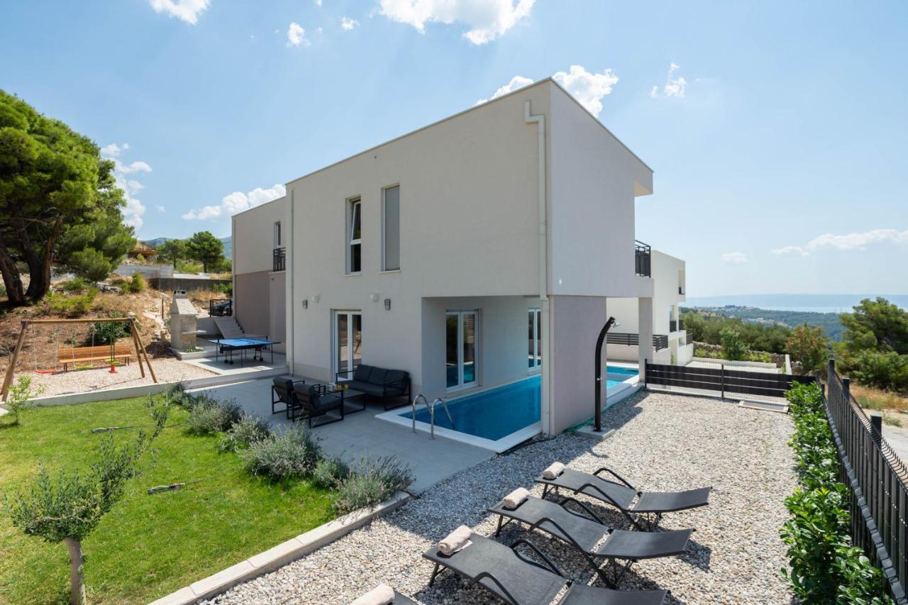 Villa Dorso With Heated Pool Klis Exterior photo