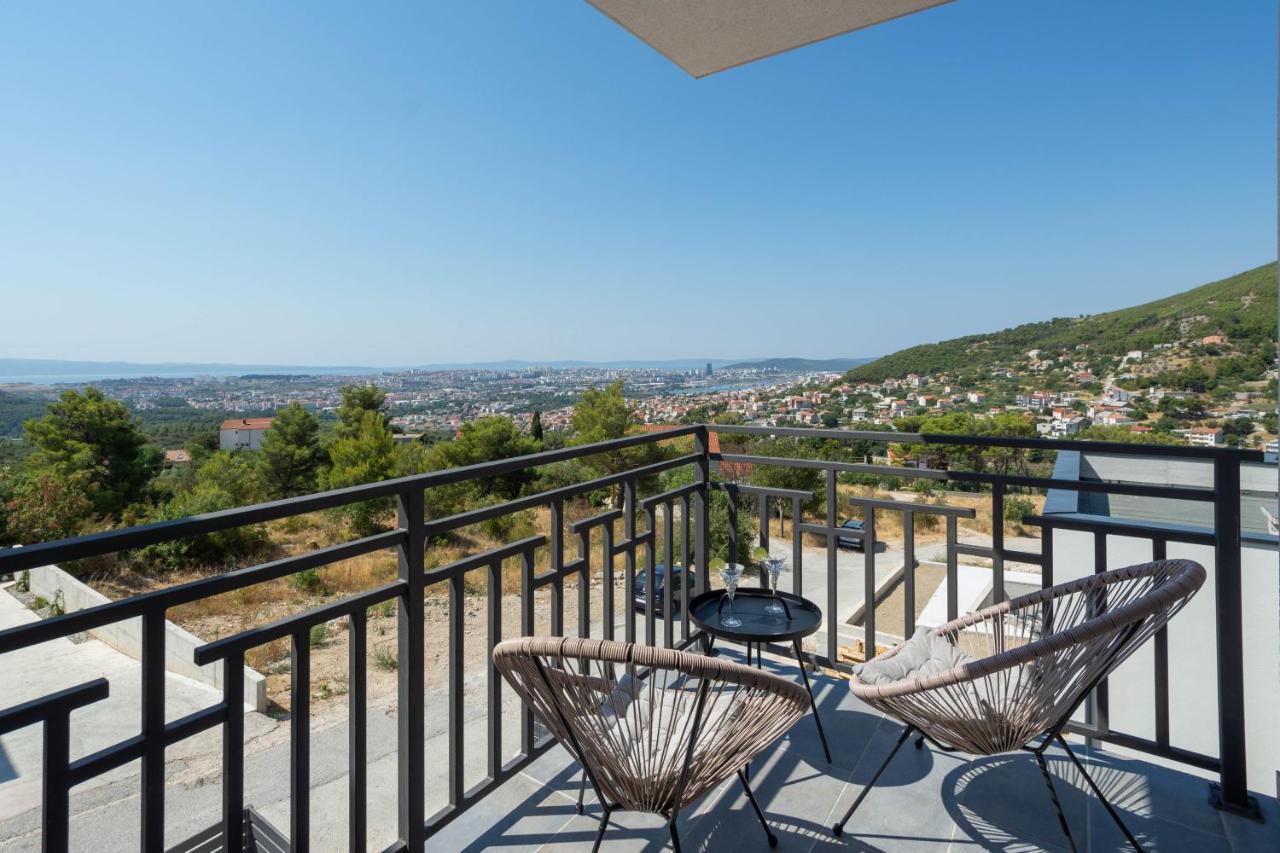 Villa Dorso With Heated Pool Klis Exterior photo